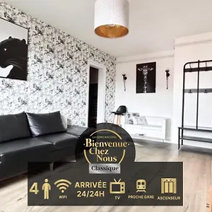  Appartement : Superbe T3 Centre-ville Avec Place De Parking